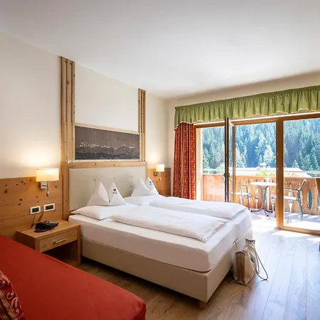 Otel Wellness Gran Risa***s La Villa (Trentino Alto Adige)